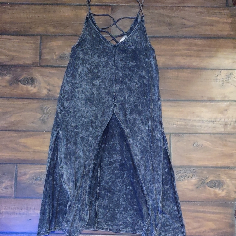 "Willow & Root" Stylish Distressed Black Dress. Size S.